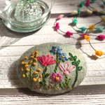 フラワーガーデン 手刺繍 刺繍