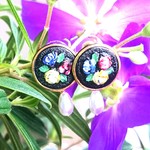 🆕ブラック&ローズ・ピアス 〜チェコボタン〜 