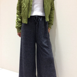 【再入荷4】すっきりシルエットなリラックスワイドパンツ