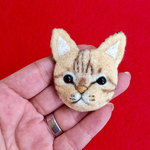 まるっと 猫 ブローチ  茶トラ