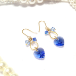 ♥ 涙とスワロフスキーハートのキラキラピアス 青色