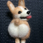 【ご予約】見返りコーギーブローチ