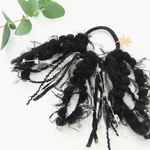 雪の結晶チャーム付△▼△冬フリンジのヘアゴム△▼△＜BLACK＞