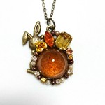 秋冬カラー ぴょっこりうさぎ アンティークネックレス たまご 金古美 レジン パール ビジュー 送料無料 