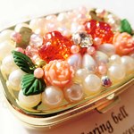  ミラー付サプリメントケース　strawberry candy garden  ゴールド　レジン