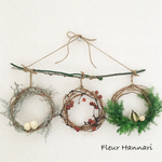 サンキライの3連クリスマスリース