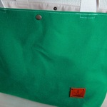 バイカラー深めトート☆グリーン×生成り☆帆布＆本革タグ