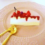 【第３回再販】真っ赤な果実のケーキ