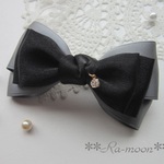 **shiny ribbon**バレッタ（ブラック）