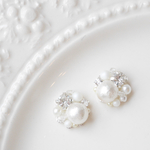 White bijou  ホワイト ビジュー ピアス イヤリング 