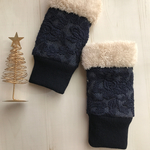【受注生産】大人可愛い♡ニット刺繍のハンドウォーマー(ネイビー)