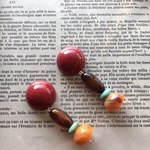 ヴィンテージ感のピアスorイヤリング　レッド