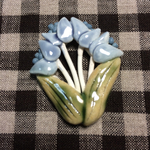 sarara様専用ページ  庭に咲く花のブローチ  ブルー