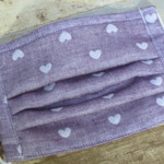 ワイヤー入り大人用プリーツマスクMサイズ　ハート葡萄色紫 　立体マスク　女性用