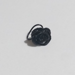 樹脂粘土 一輪薔薇のイヤーカフ(艶黒)