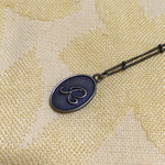 アンティークイニシャルRチャームネックレス