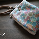 リバティビニコのキーポーチ Jenny's Ribbons