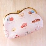 すっきりｽﾘﾑ　マカロン柄の波型がま口ポーチ（ピンク）