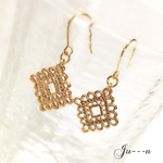 ［16KGP］ひし形チャーム♡シンプル♡ピアス ❁*✲ﾟ*