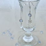 冬の贈り物♪ 雪の結晶と氷のアシンメトリーピアス❤︎イヤリング