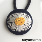再販☆刺繍☆くるみボタンのヘアゴム