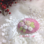 ふうわり優しい羊毛刺繍ブローチ