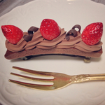 イチゴチョコケーキバレッタ