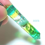 再販レジン 水晶型ネックレス～静かな森～グリーンイエロー
