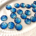 12mm★鱗柄★ガラスカボション(ブルー)　20個