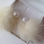[再販]コットン風パールとファーのピアス[cream]