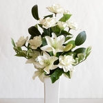 【お供えの花束　花瓶付　完成品　造花】お供え、お悔やみのお花、お仏壇、お墓に。お手入れ不要、生花の代わりに枯れないお花、光触媒・造花のお供えの花束・花瓶つきアレンジ