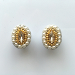 ビーズ刺繍ピアス
