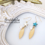 ターコイズ＆アイボリーのゴールドリーフピアス