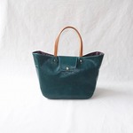 【kon様オーダー品】フラップ付き革のミニトート