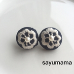 再販☆刺繍☆くるみボタンのピアス