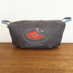 手刺繍リネンポーチ（ミネストローネ）