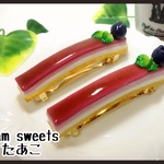 ブルーベリーケーキのバレッタ