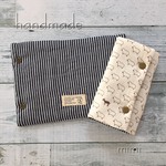 送料込!!　ふわふわ仕上げ💕　リバーシブルエルゴよだれカバー【ブラウンひつじｘストライプデニム】
