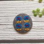 ✨1day SALE✨まあるいお花達 刺繍ブローチ