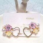 ラメ入りビーズのお花とハート♡樹脂ピアス