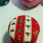クリスマスツリーのオーナメントにも！ツリーのマカロンポーチ