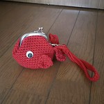 金魚のミニがま口(赤い毛糸バージョン)