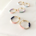 フランス刺繍糸フープイヤリング/Small（NAVY×ECRU×CORAL PINK）~Lustrini~