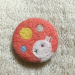 羊毛フェルトブローチ うさぎさん