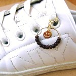SALE 送料無料 シューズアクセサリー ニコちゃん×ウッド