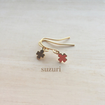 再販32❤️売れ筋✨ゴールドシンプル四つ葉のクローバーピアス