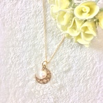🌙三日月と淡水パールのネックレス