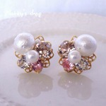 フラワーパールピアス(ピンク)