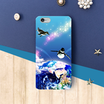 宇宙を泳ぐ銀河ペンギン  スマホケース