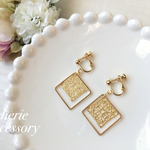 透かしパーツとゴールドスクエアearring